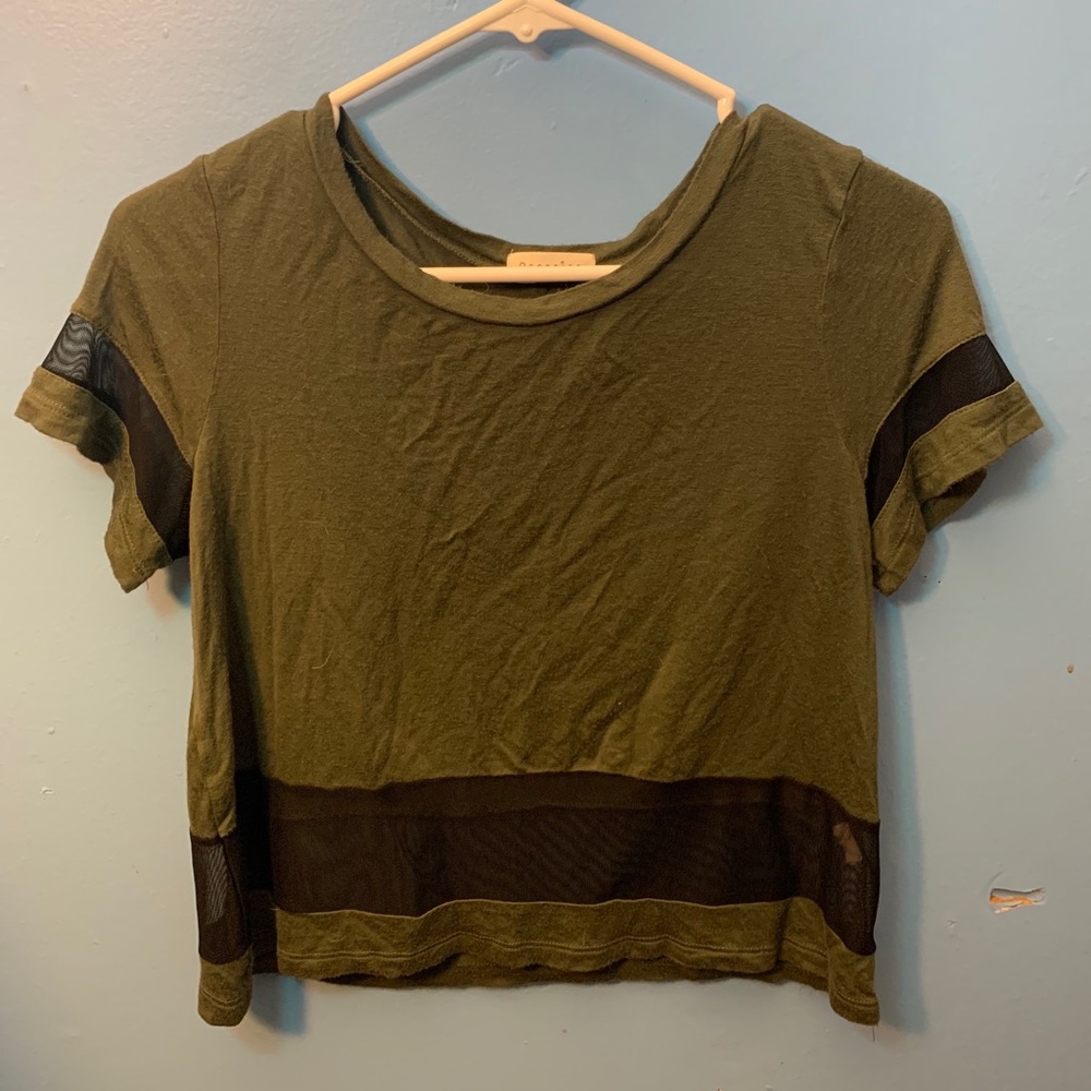 Dark green shirt with mesh sequence